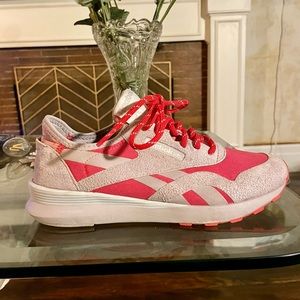 Reebok Classics | Women’s 6.5